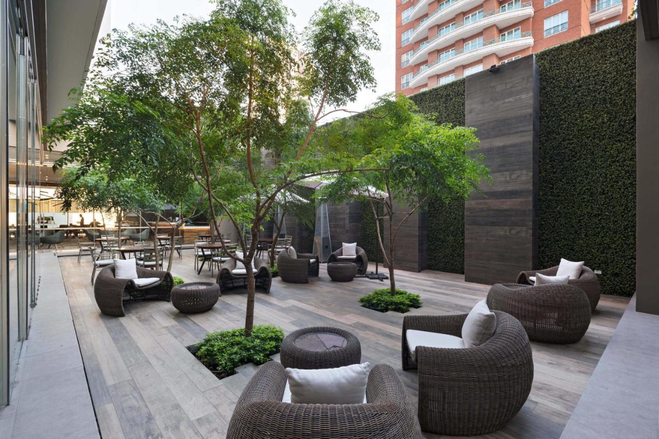 Courtyard By Marriott Guatemala City Hotel Exterior photo